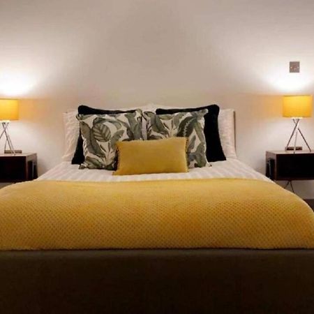 Doncaster Central Danum House Apartment المظهر الخارجي الصورة