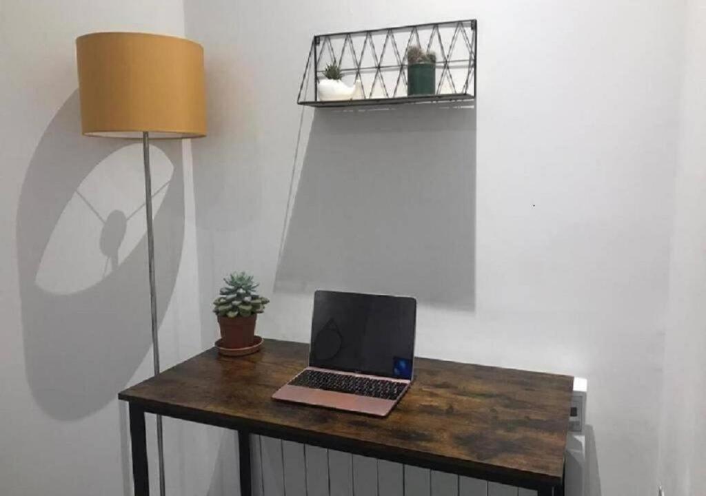 Doncaster Central Danum House Apartment المظهر الخارجي الصورة