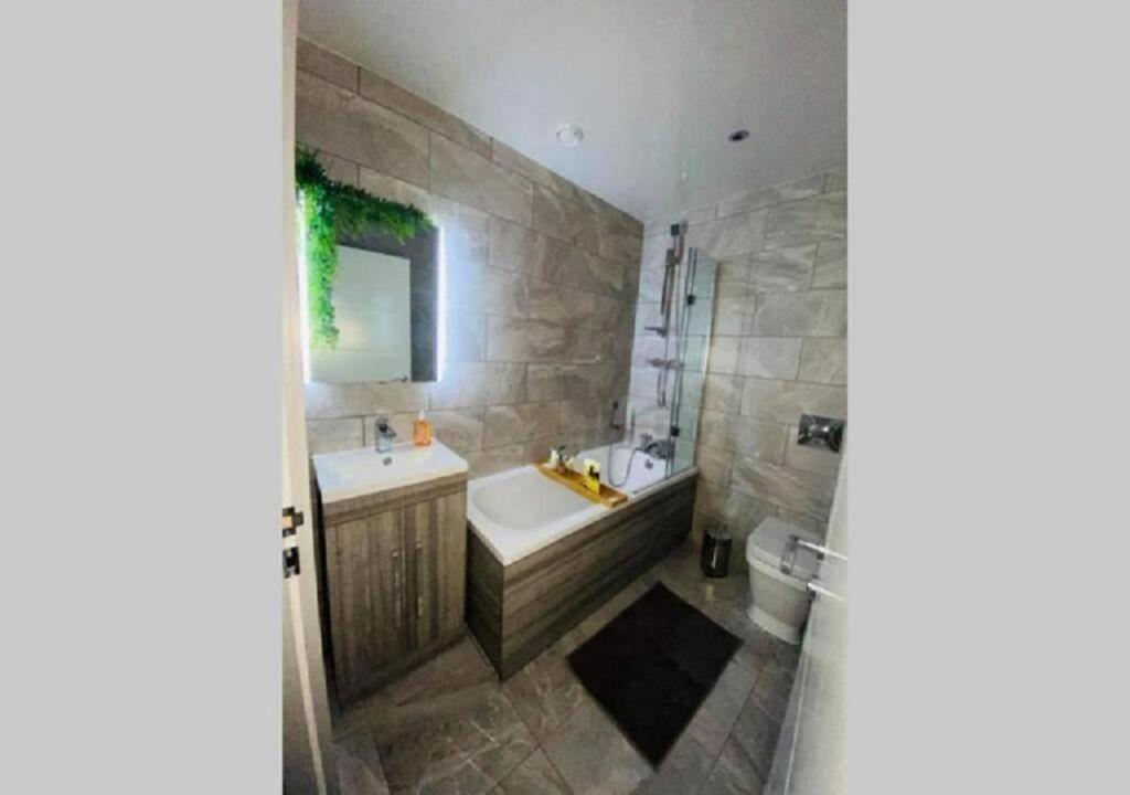 Doncaster Central Danum House Apartment المظهر الخارجي الصورة