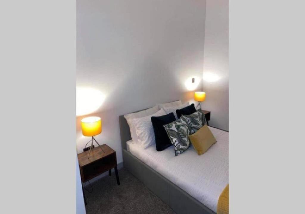 Doncaster Central Danum House Apartment المظهر الخارجي الصورة