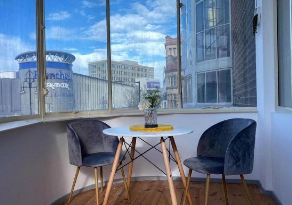 Doncaster Central Danum House Apartment المظهر الخارجي الصورة